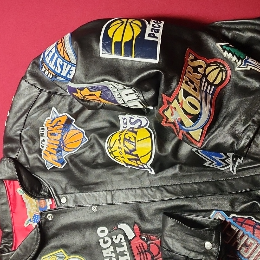 Leather jacket - Picture 4 of 8